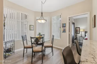 Photo #4: 6801955 Listing