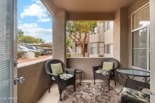 Photo #6: 6801955 Listing