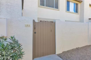 Photo #3: 6802051 Listing