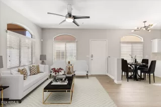 Photo #3: 6802307 Listing 