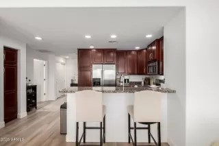 Photo #4: 6802348 Listing 