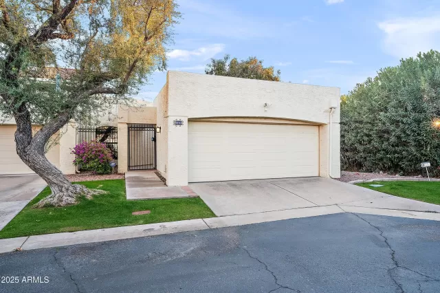 MLS: 6802383 Condo For Sale