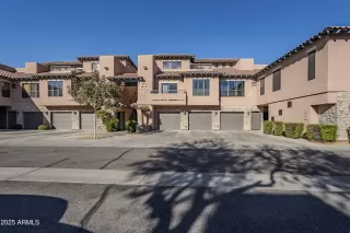 Photo #3: 6802404 Listing