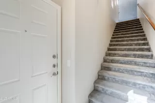 Photo #5: 6802404 Listing