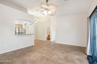 Photo #6: 6802712 Listing