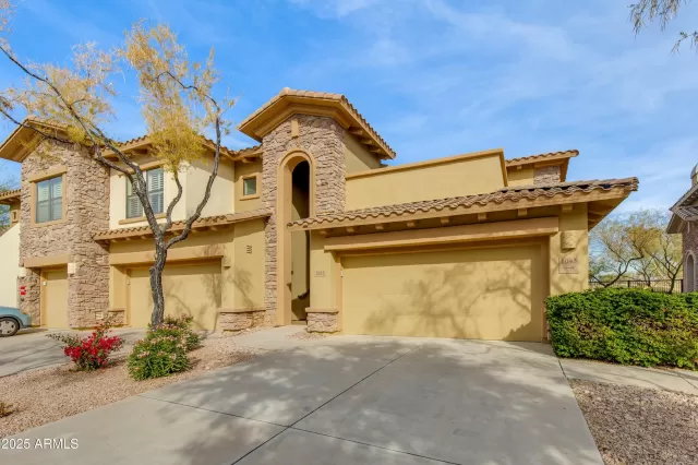 MLS: 6802728 Condo For Sale
