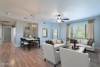 Photo #2: 6802759 Listing 