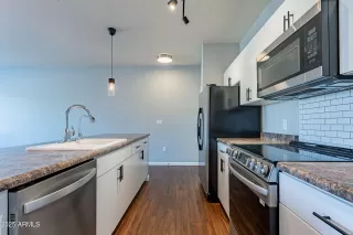 Photo #4: 6802759 Listing 