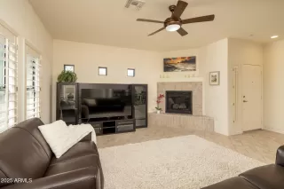 Photo #2: 6803072 Listing