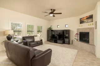 Photo #3: 6803072 Listing