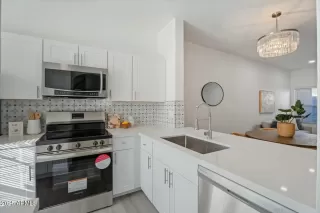 Photo #5: 6803121 Listing 