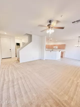 Photo #4: 6803134 Listing 