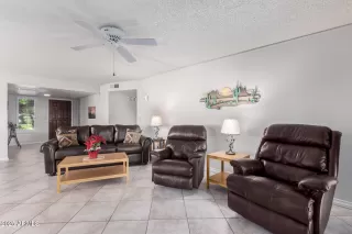 Photo #6: 6803262 Listing 