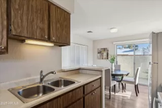 Photo #3: 6803273 Listing 