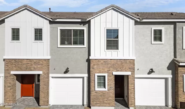 MLS: 6803304 Condo For Sale