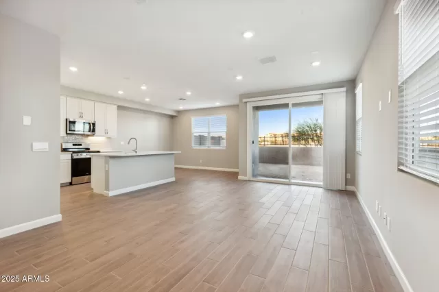 MLS: 6803342 Condo For Sale