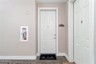 Photo #1: 6803432 Listing 