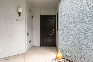 Photo #3: 6803536 Listing