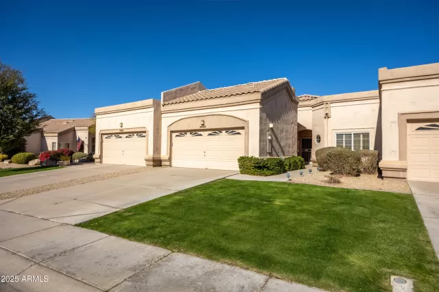 MLS: 6803538 Condo For Sale