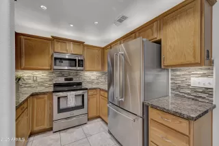 Photo #2: 6803538 Listing 