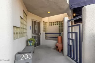 Photo #2: 6803582 Listing 