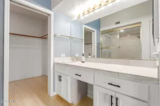 Photo #6: 6803582 Listing 