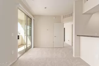 Photo #5: 6803617 Listing