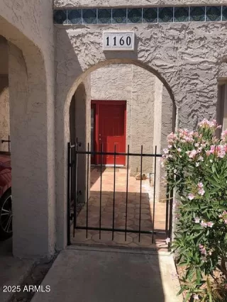 Photo #1: 6803840 Listing 