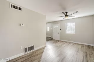 Photo #3: 6803960 Listing 