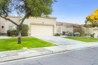 Photo #5: 6803966 Listing 