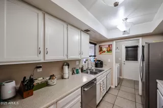 Photo #2: 6803992 Listing
