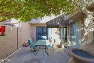 Photo #3: 6804136 Listing