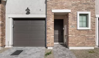 Photo #1: 6804191 Listing