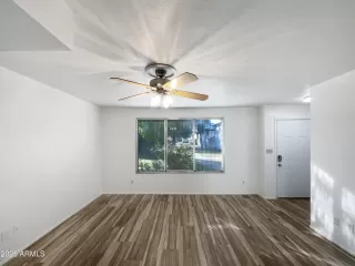 Photo #2: 6804712 Listing