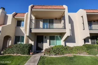 Photo #1: 6804783 Listing 