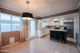 Photo #4: 6804783 Listing 