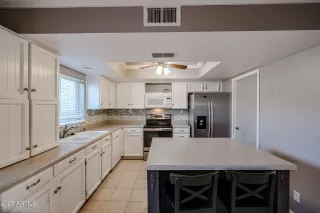 Photo #5: 6804783 Listing 