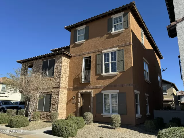 MLS: 6804812 Condo For Sale