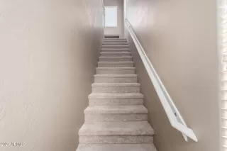 Photo #5: 6804898 Listing 