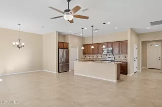 Photo #2: 6805220 Listing 