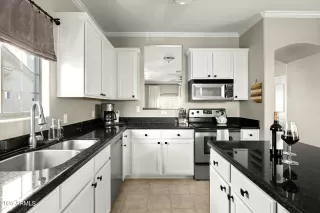 Photo #6: 6805473 Listing 