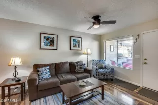 Photo #6: 6805582 Listing 