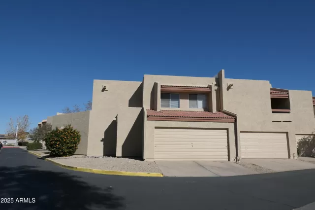 MLS: 6805605 Condo For Sale