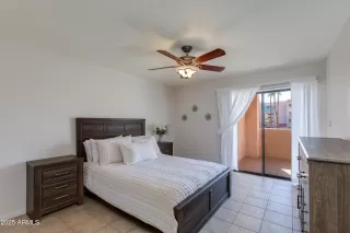 Photo #2: 6805670 Listing