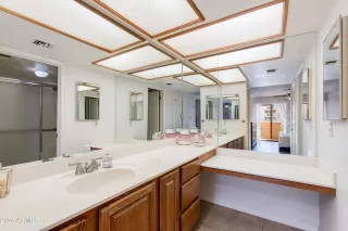 Photo #6: 6805670 Listing