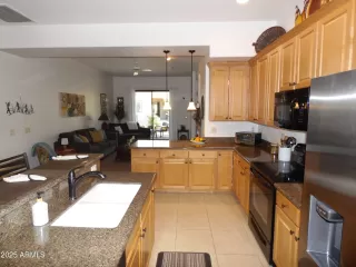 Photo #2: 6805723 Listing