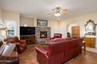 Photo #5: 6805754 Listing