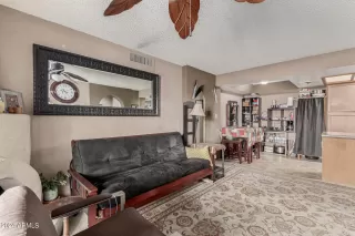 Photo #5: 6805873 Listing