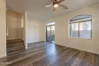 Photo #5: 6805874 Listing