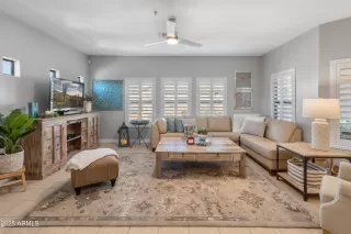 Photo #1: 6805897 Listing